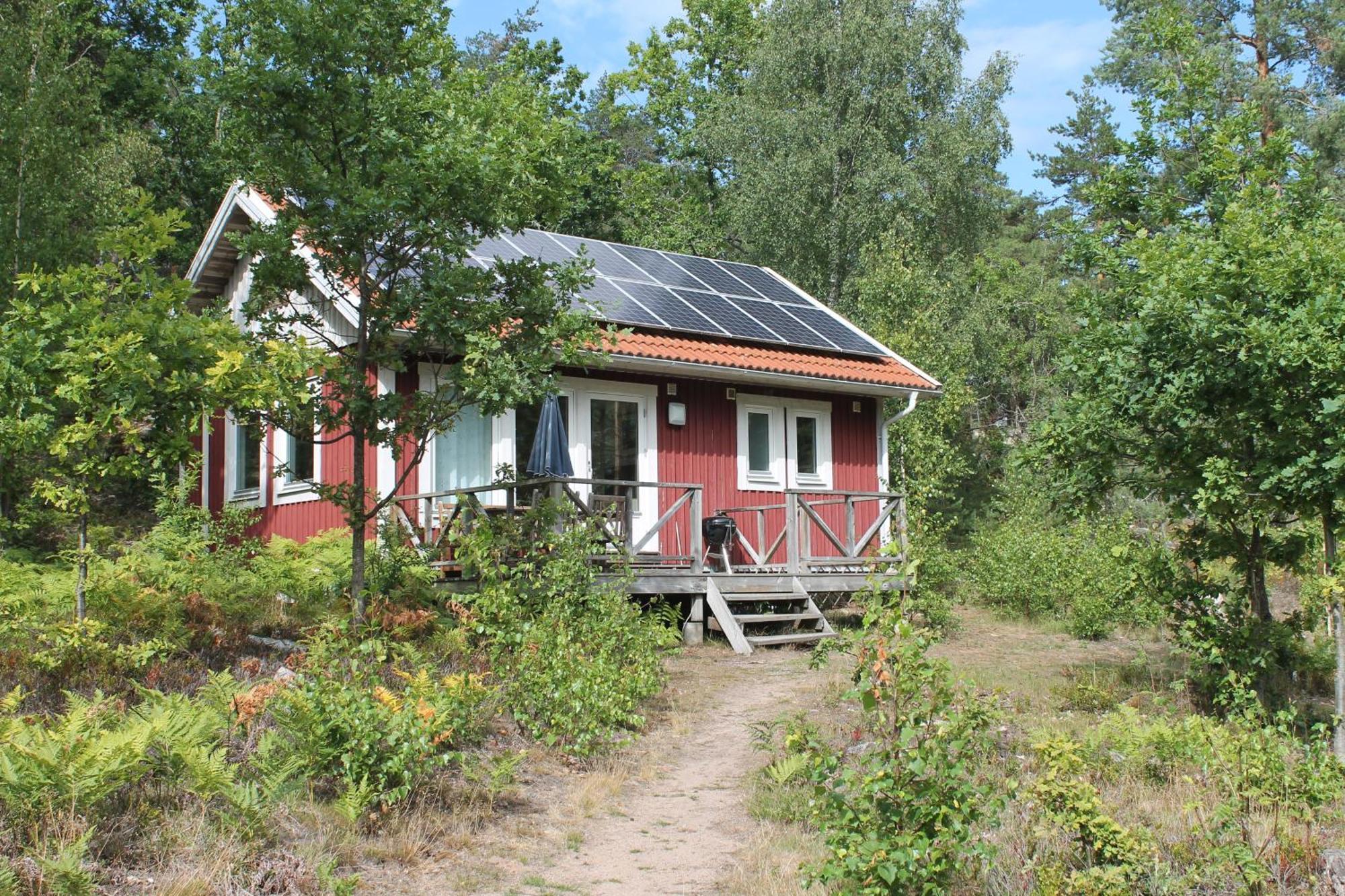 Gaerdsholmens Skaergardshemman "Eken" Villa Edsbruk Exterior photo